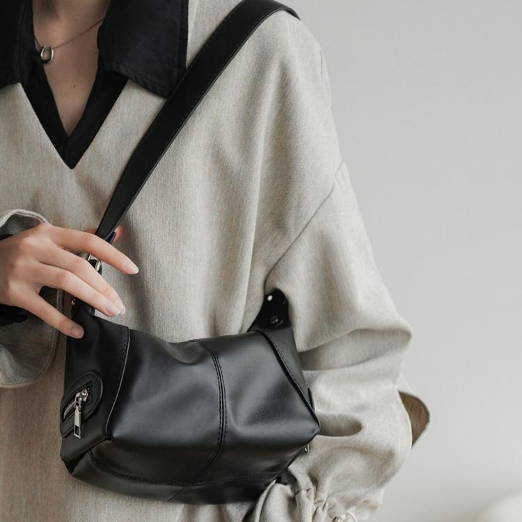 Soft Crescent Bag in Smooth Vegan Leather DW60